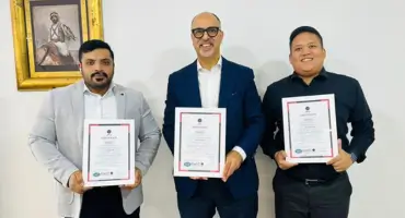Al Masaood Logistics team while receiving ISO certificates